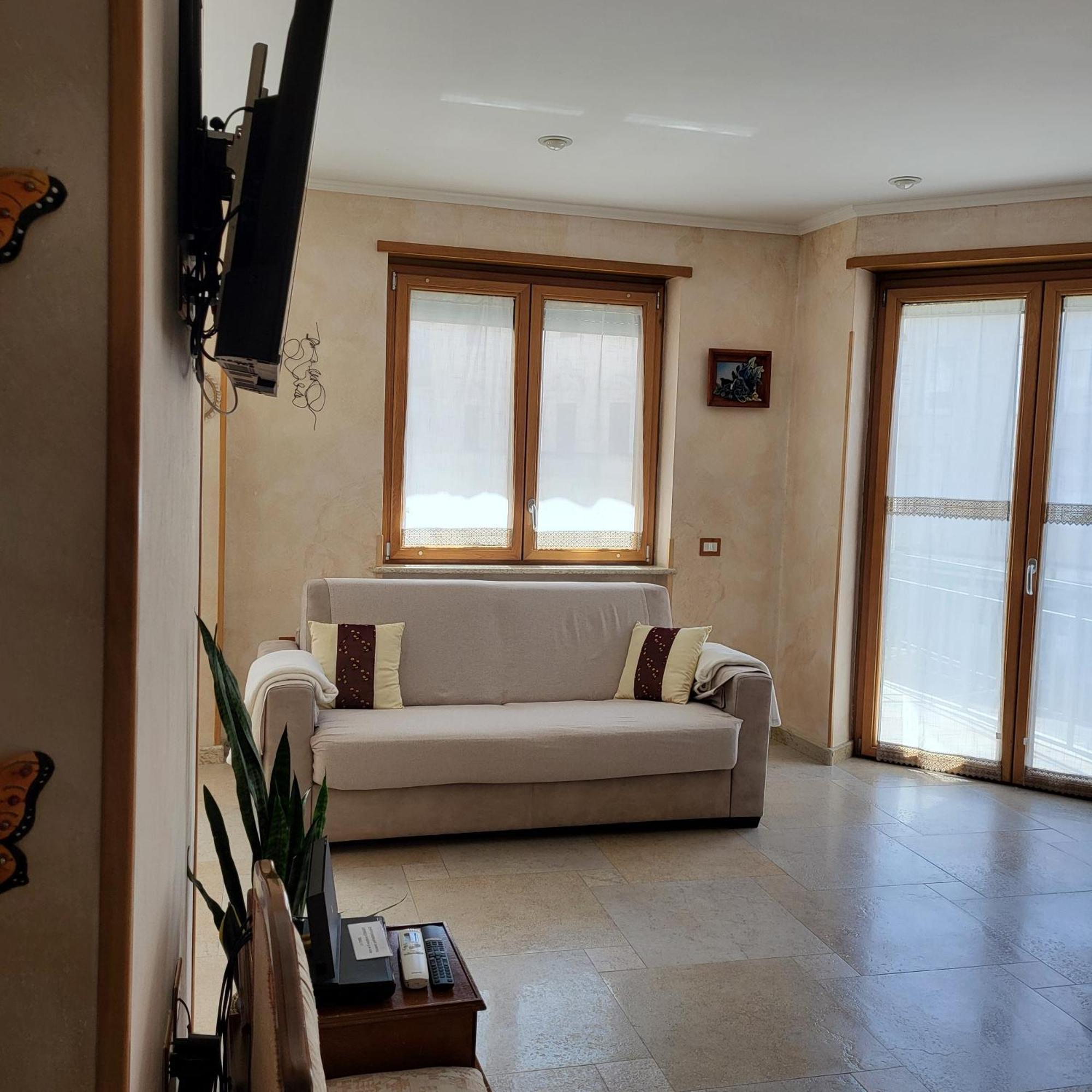 Apartamento La torre Velletri Exterior foto
